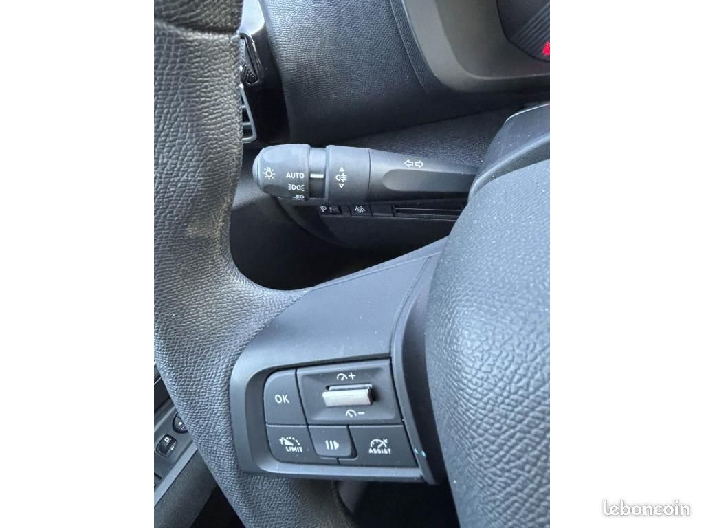 CITROEN C4 FEEL PURETECH 100ch *7 276km (image 13)