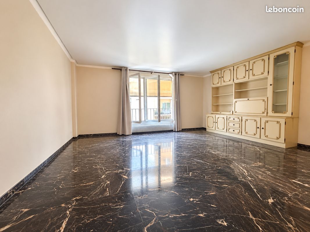 Appartement 4 pièces 91 m² · à Paris · 91 m² · 1 030 000 €