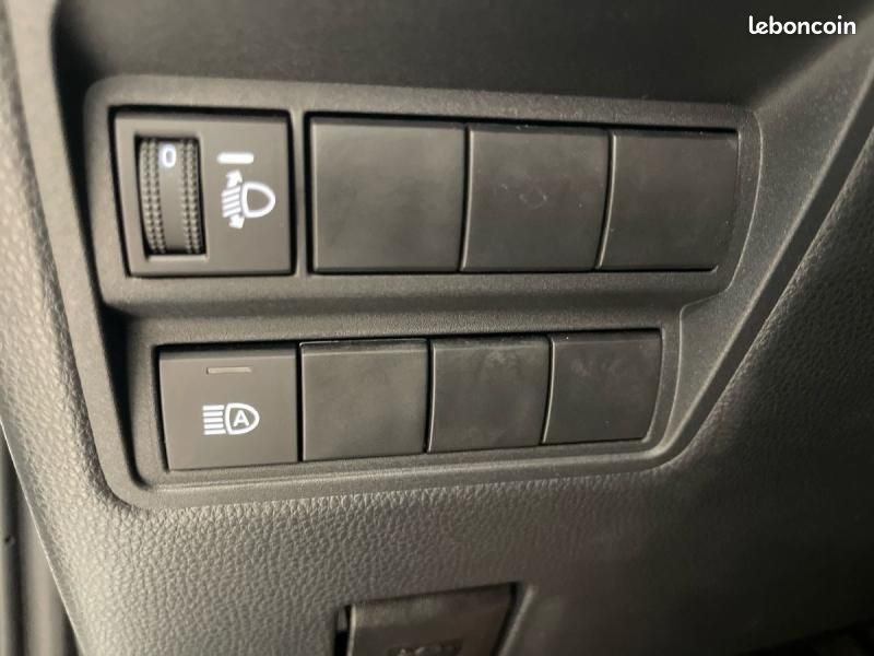 Toyota Yaris 120 VVT-i Dynamic Business 5p MC24 (image 18)