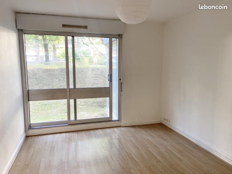 Appartement 1 pièce 21 m² · à Le Chesnay-Rocquencourt · 21 m² · 605 €/mois