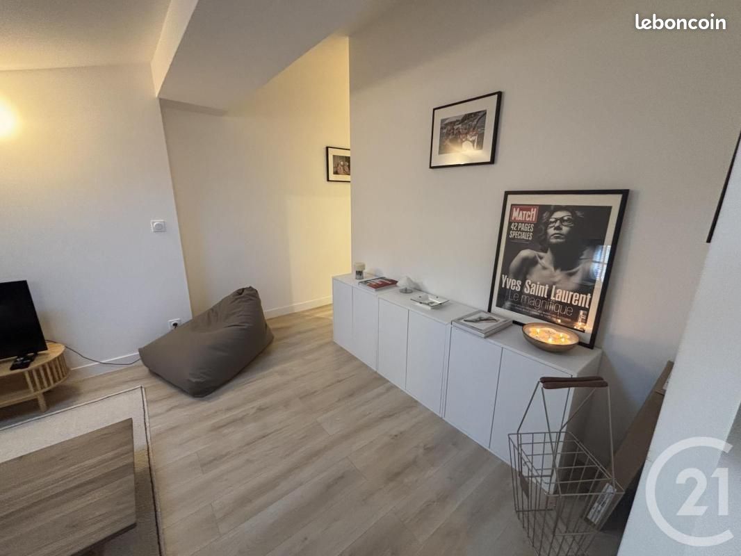 Appartement 2 pièces 28 m² · à Bordeaux · 28 m² · 935 €
