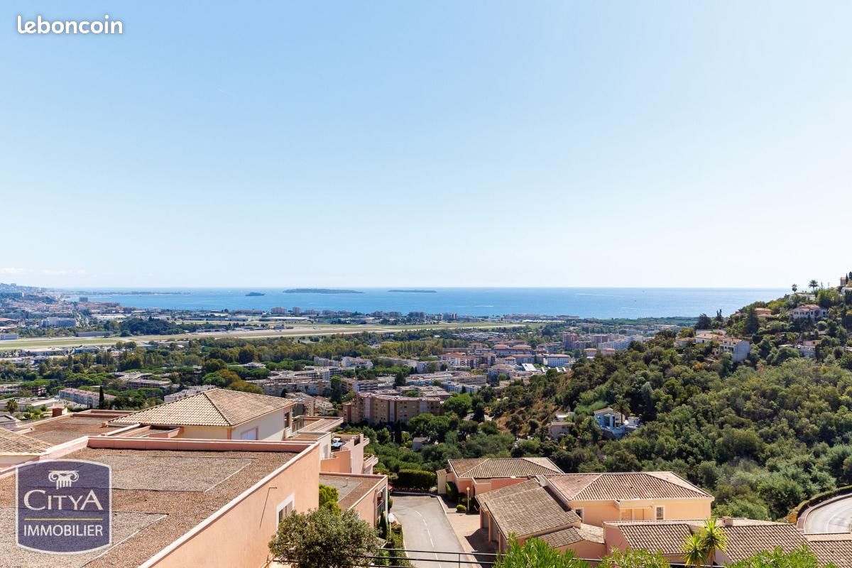 Appartement 3 pièces 73 m² · à Mandelieu-la-Napoule · 73 m² · 579 000 €