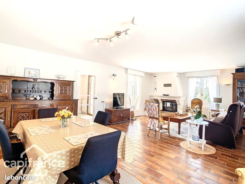 Maison 7 pièces 173 m² - Saint-Varent 79330 (image principale 10)