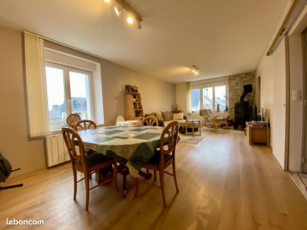 Maison 5 pièces 90 m² · à Pluvigner · 90 m² · 253 200 €