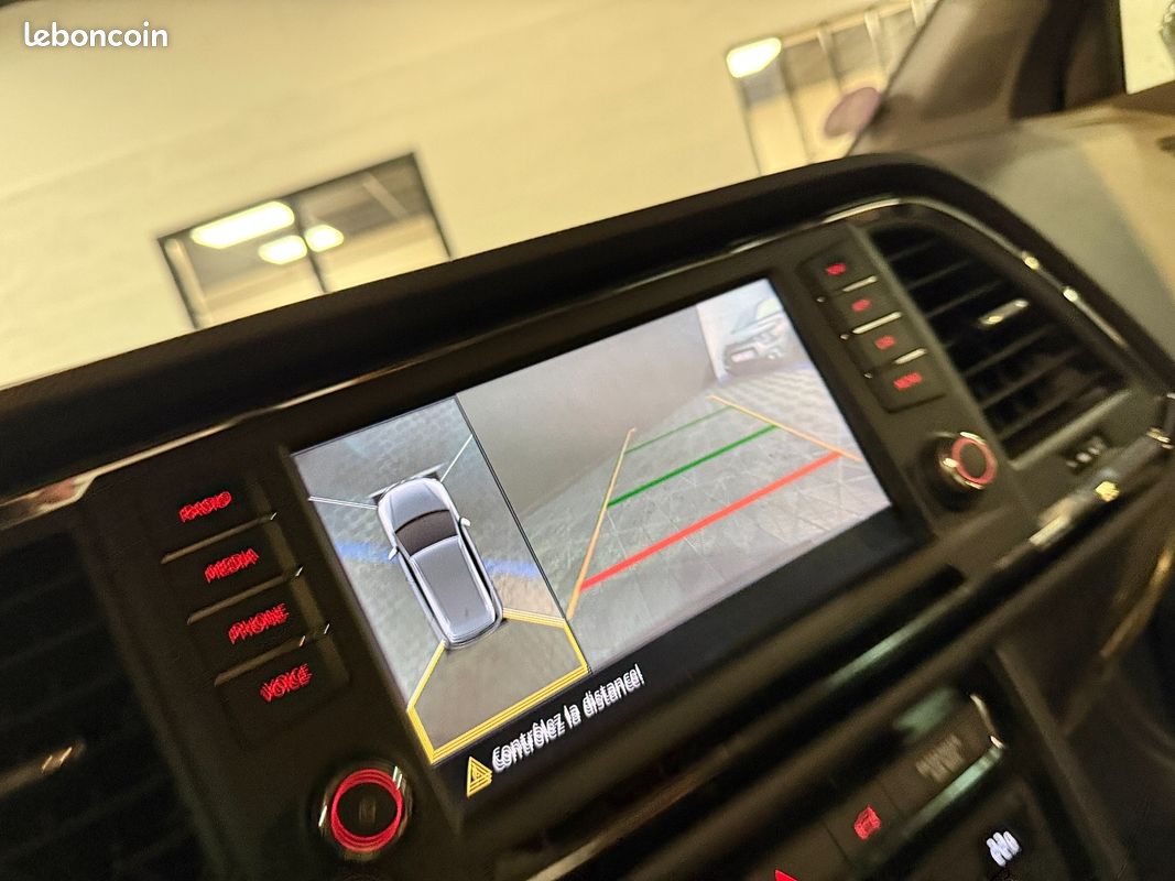 SEAT ATECA 1.4 TSI 150 ch 4Drive XCELLENCE / SUIVI COMPLET SEAT / TOIT OUVRANT /CAMÉRA 360° / CARPLAY / HAYON (image 23)