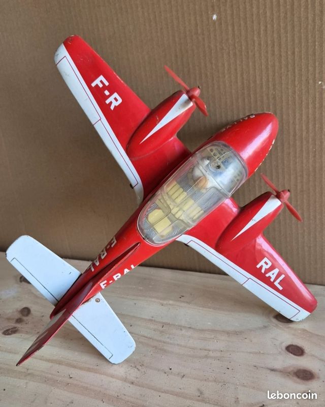 Joustra Avion Avec Pilote éjectable – Jouet Mécanique Années 1950, Neuf