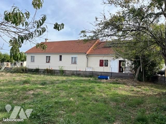 Maison 4 pièces 90 m² · à Ygrande · 90 m² · 106 500 €