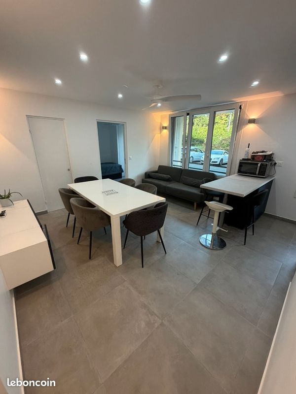 Appartement 4 pièces 67 m² · à Biarritz · 66,5 m² · 1 216 €/mois