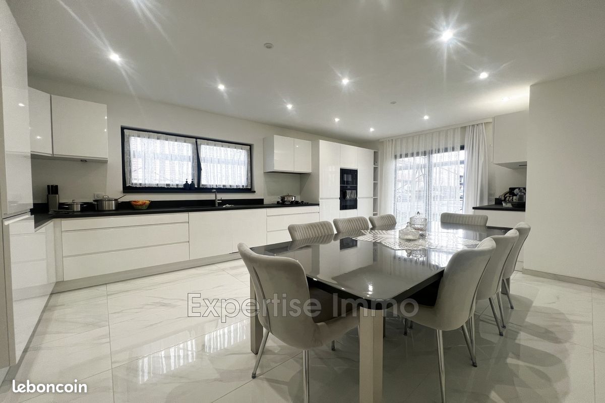 Maison 6 pièces 190 m² · à Turckheim · 190 m² · 645 000 €