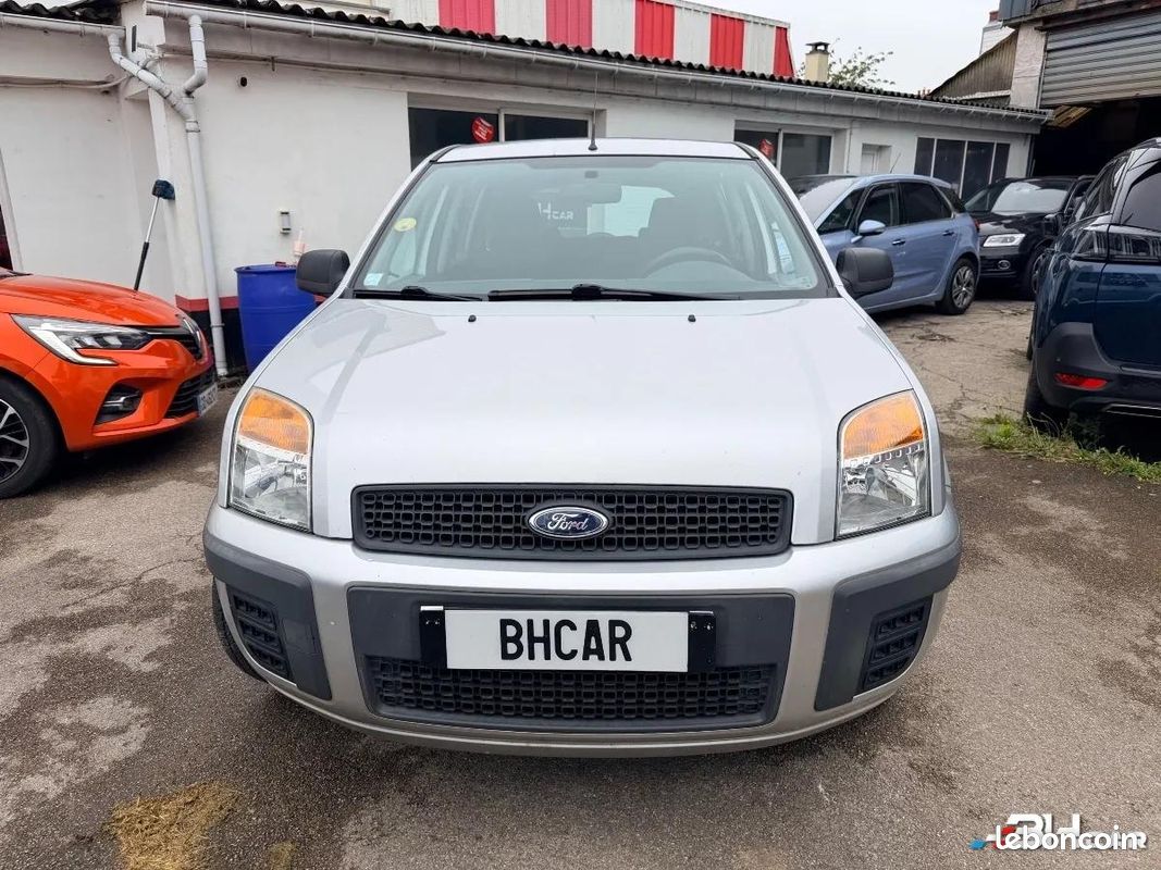 Ford Fusion 1.4 TDCI 70 TONIC (image 2)