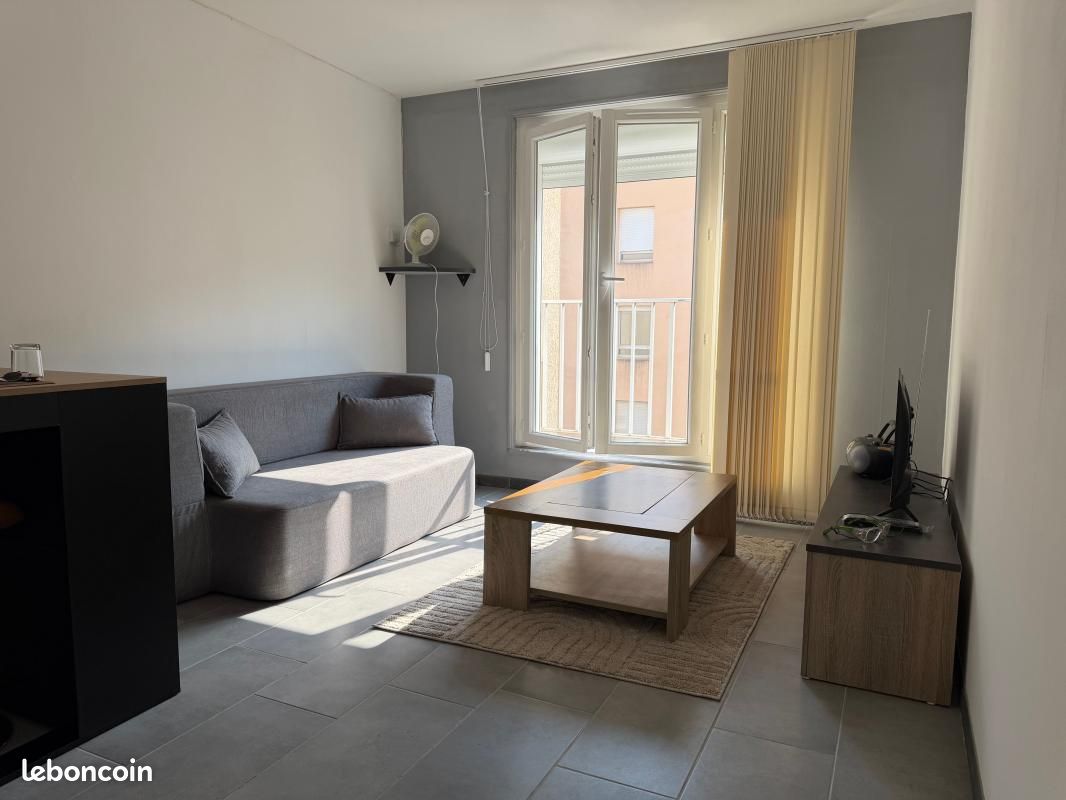 Appartement 1 pièce 24 m² · à Mazamet · 24 m² · 399 €/mois