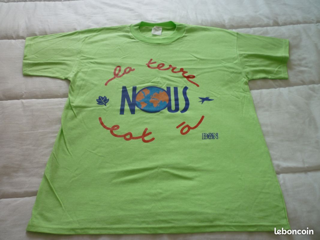 Tee shirt vert "la terre est à nous" neuf (image 1)