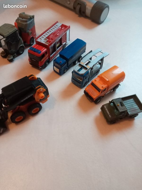 Lot camions balayeuse chargeuse (image 2)