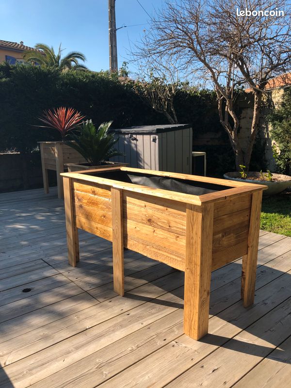 Jardinière / pot / bac à fleurs en bois (image 1)