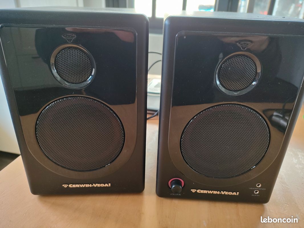 Cerwin vega xd4 Instruments de musique