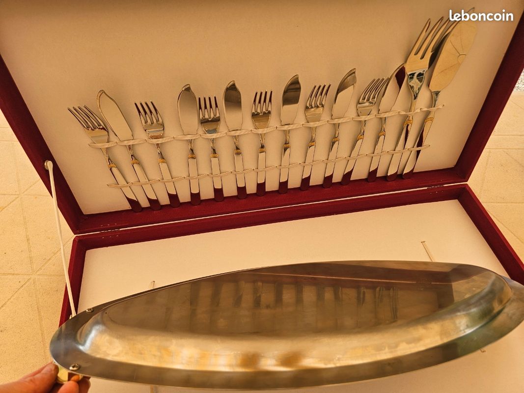 Service à poisson en argenterie TBE (image 4)