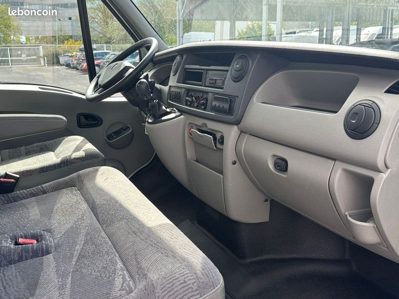 Renault MASTER II CCB FRIGO 7.000 HT 2.5 DCI 100cv GARANTIE 3 MOIS (image 6)