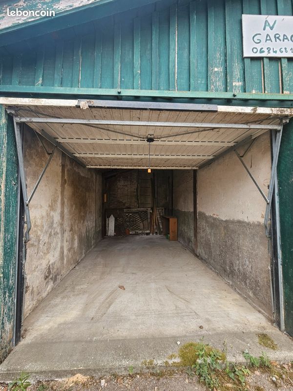 Garages parking (image 2)