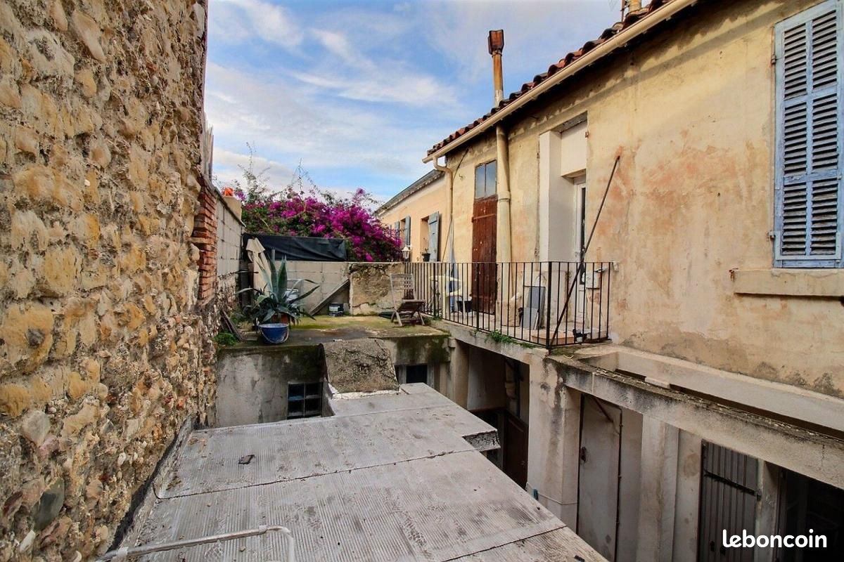 Maison 6 pièces 110 m² · à Marseille · 110 m² · 195 000 €