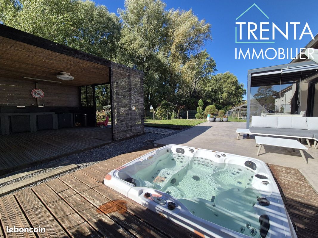 Maison 5 pièces 115 m² · à Moirans · 115 m² · 398 000 €