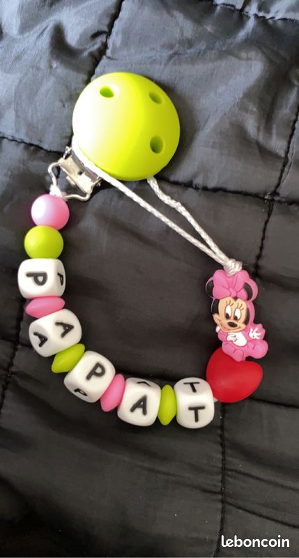 Attache tétine et anneaux de dentition personnalisée pour bébé (image 2)