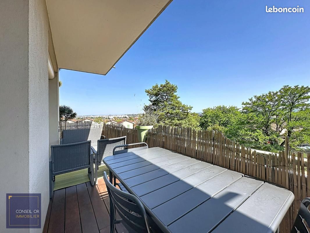 Appartement 3 pièces 66 m² · à Oullins-Pierre-Bénite · 66 m² · 1 137 €/mois