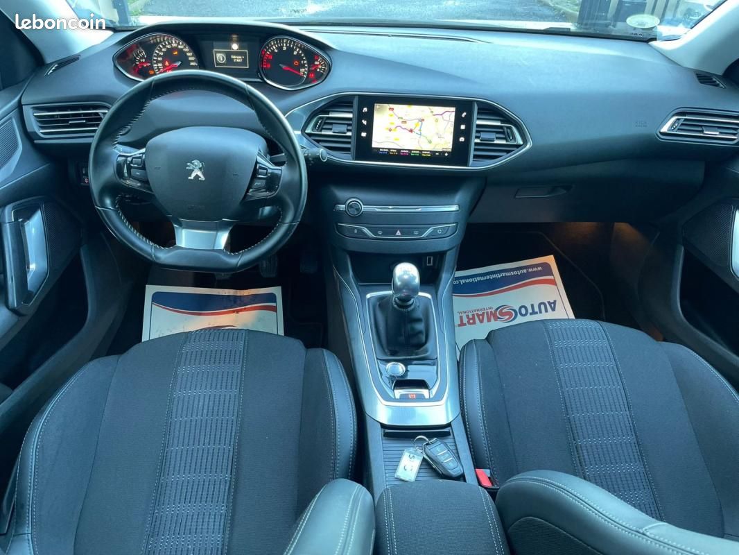 Peugeot 308 BlueHDi 130ch S&S BVM6 Allure (image 6)