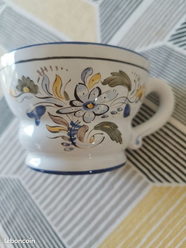 Tasse faïence (image 1)