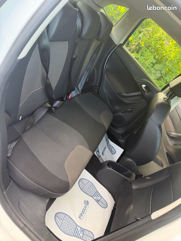 Citroen C3 1.4 HDi Confort – Très bon état – Entretien complet (image 5)