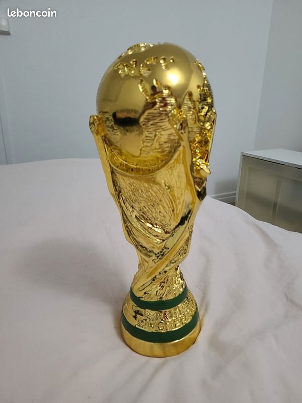 Trophée De La Coupe Du Monde France 98 - Réplique Officielle FIFA, Doré, Édition Sélection Nationale