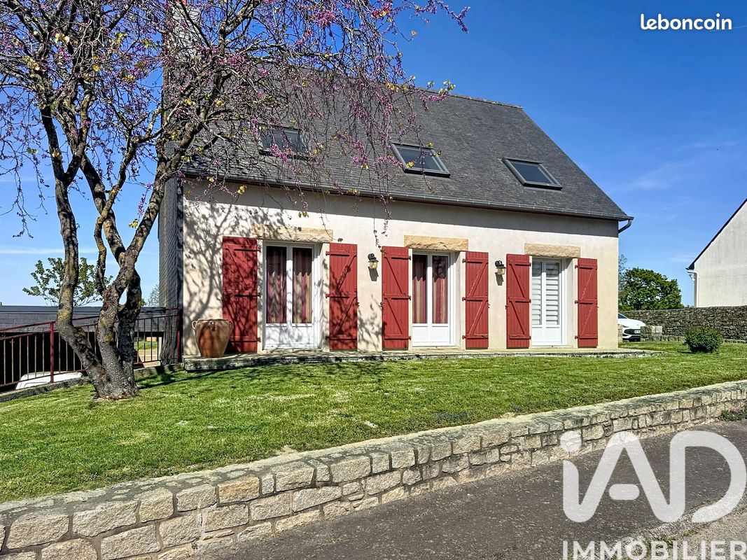 Maison 6 pièces 106 m² · à Moncontour · 106 m² · 216 000 €