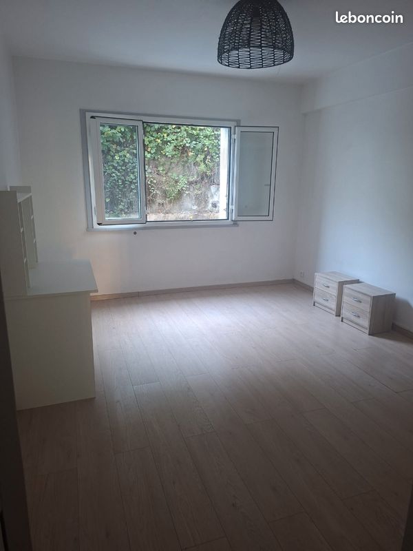 Appartement 3 pièces 73 m² · à Menton · 73 m² · 1 380 €/mois