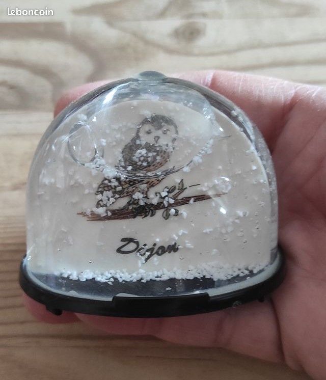 Boule à neige chouette de Dijon (image 1)