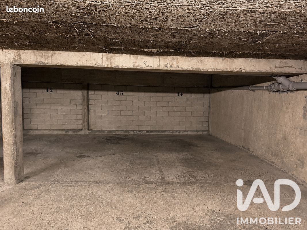 Parking 12 m² · à Paris · 12 m² · 41 500 €