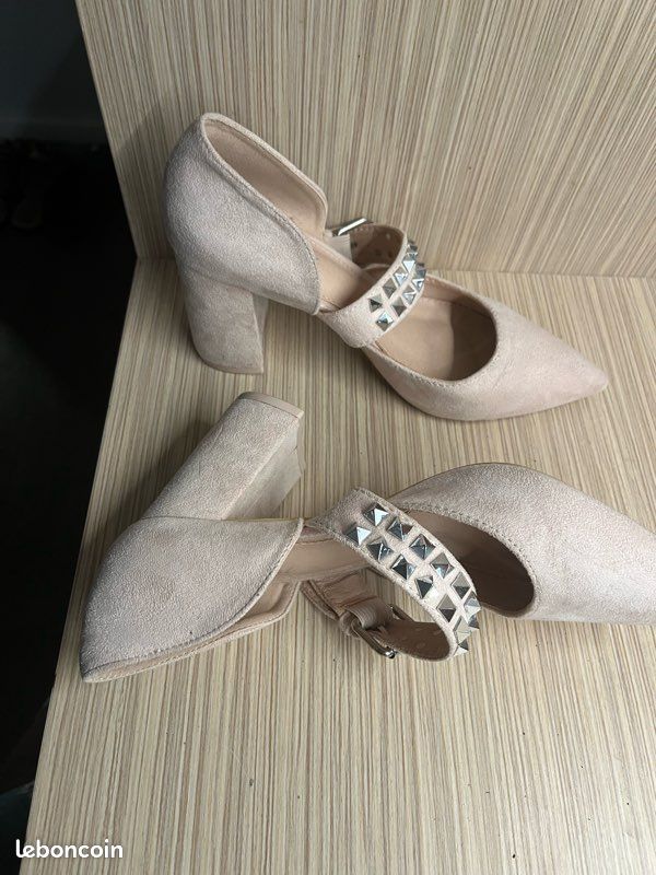 Chaussures à talons taille 40 (image 2)