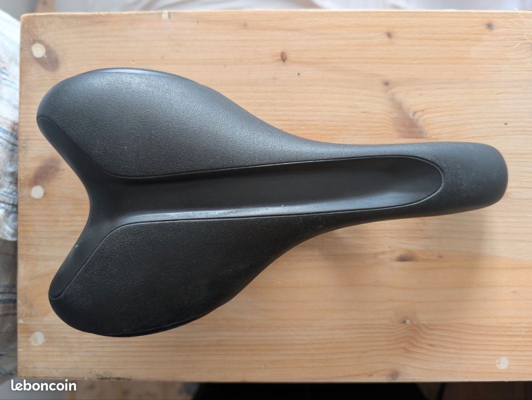 Selle Royal M/L jamais utilisée (image 2)