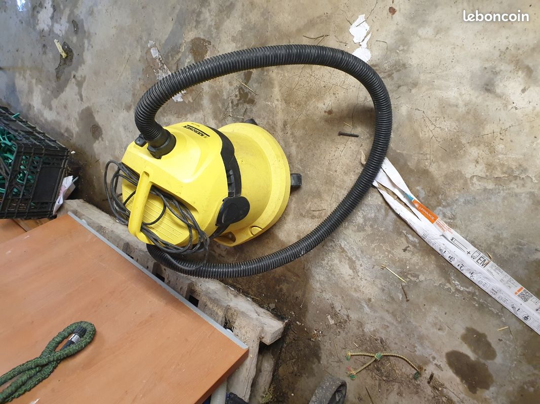 Aspirateur karcher wd 2.200 aspire eau et poussiere (image 2)