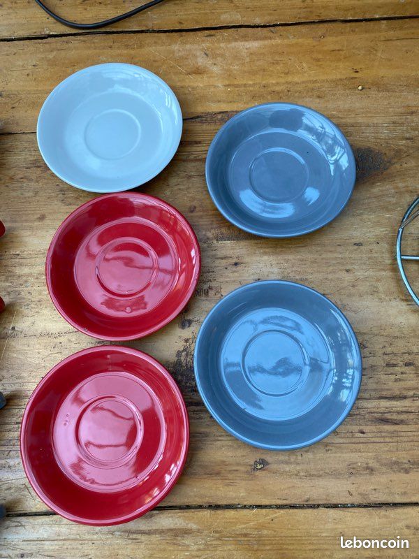 Lot de petites tasses (image 3)