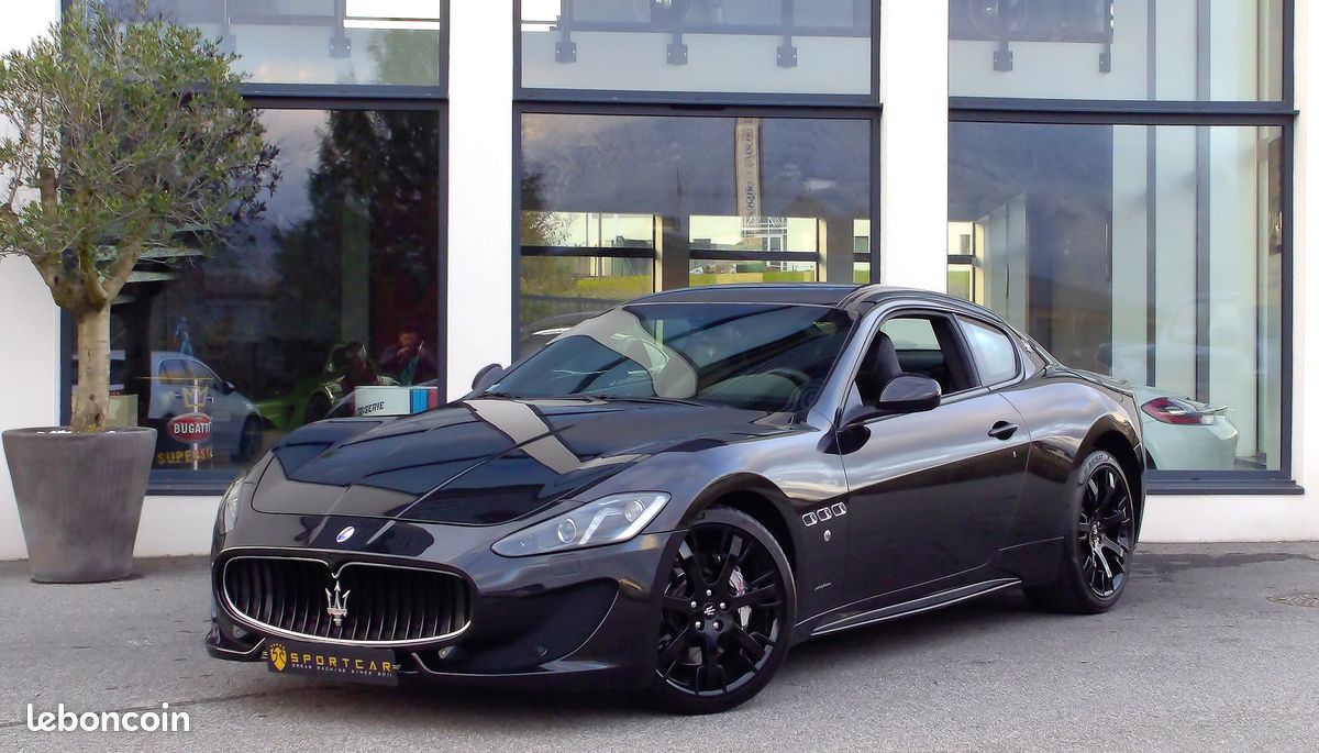 MASERATI GRANTURISMO S 4.7 460CH BVR F1 FACELIFT / Couleur Nero Carbonio / Seconde main / Pack Carbone / Pack électriques / Pack Alcantara / Sièges chauffants / Magnifique configuration (image 4)