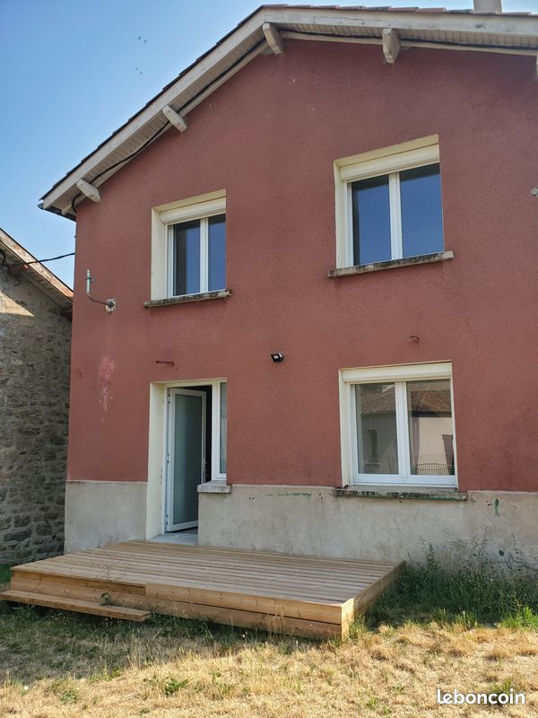 Appartement 4 pièces 64 m² · à Labatie-d'Andaure · 64 m² · 550 €