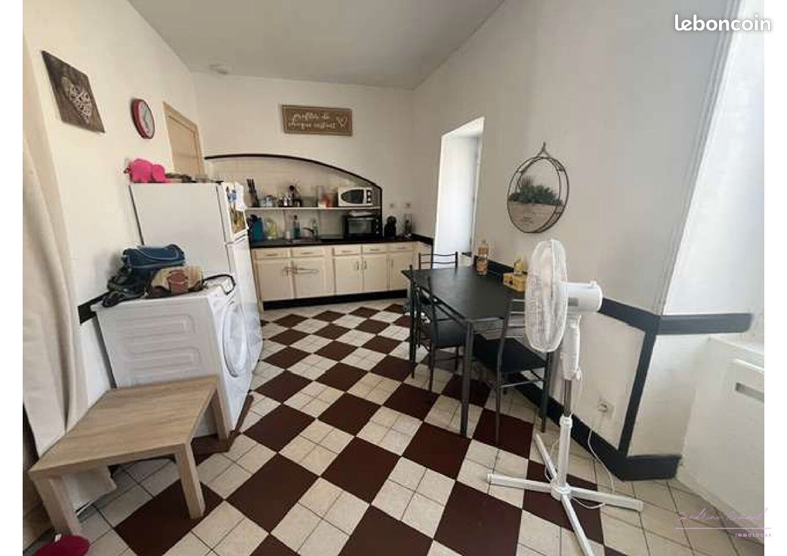 Appartement 2 pièces 26 m² · à Lys-Haut-Layon · 26 m² · 350 €
