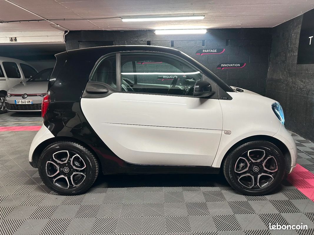 SMART FORTWO COUPE 0.9 90 ch S&S BA6 Passion 7580 (image 6)