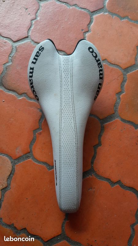 Selle Vélo Route Vintage San Marco - Modèle Sport - Fabriquée En Italie - Occasion