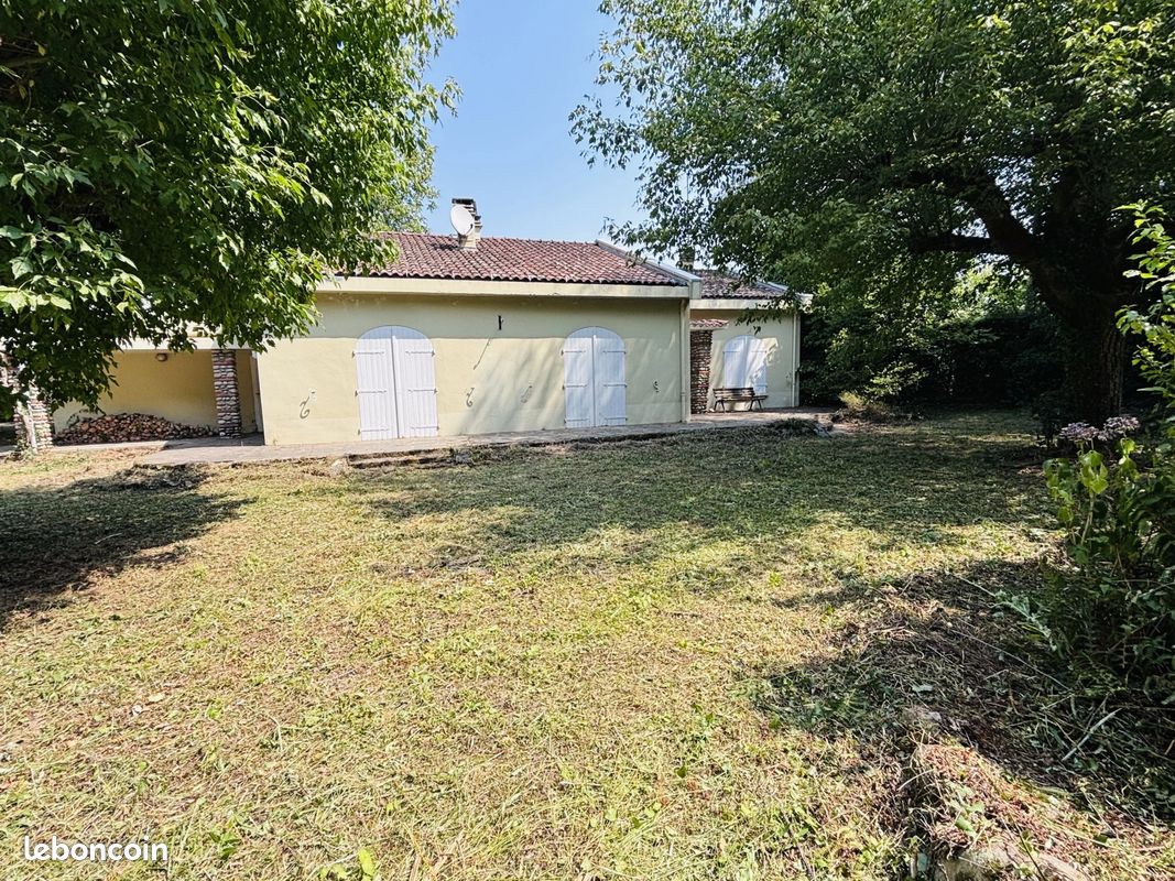 Maison 5 pièces 158 m² · à Crampagna · 158 m² · 172 000 €