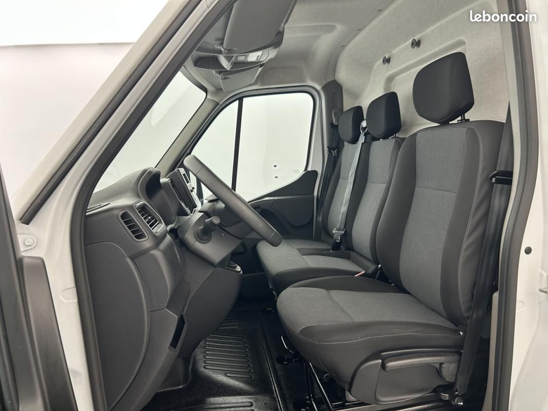 Renault Master FOURGON FGN TRAC F3500 L2H2 BLUE DCI 135 CONFORT (image 15)