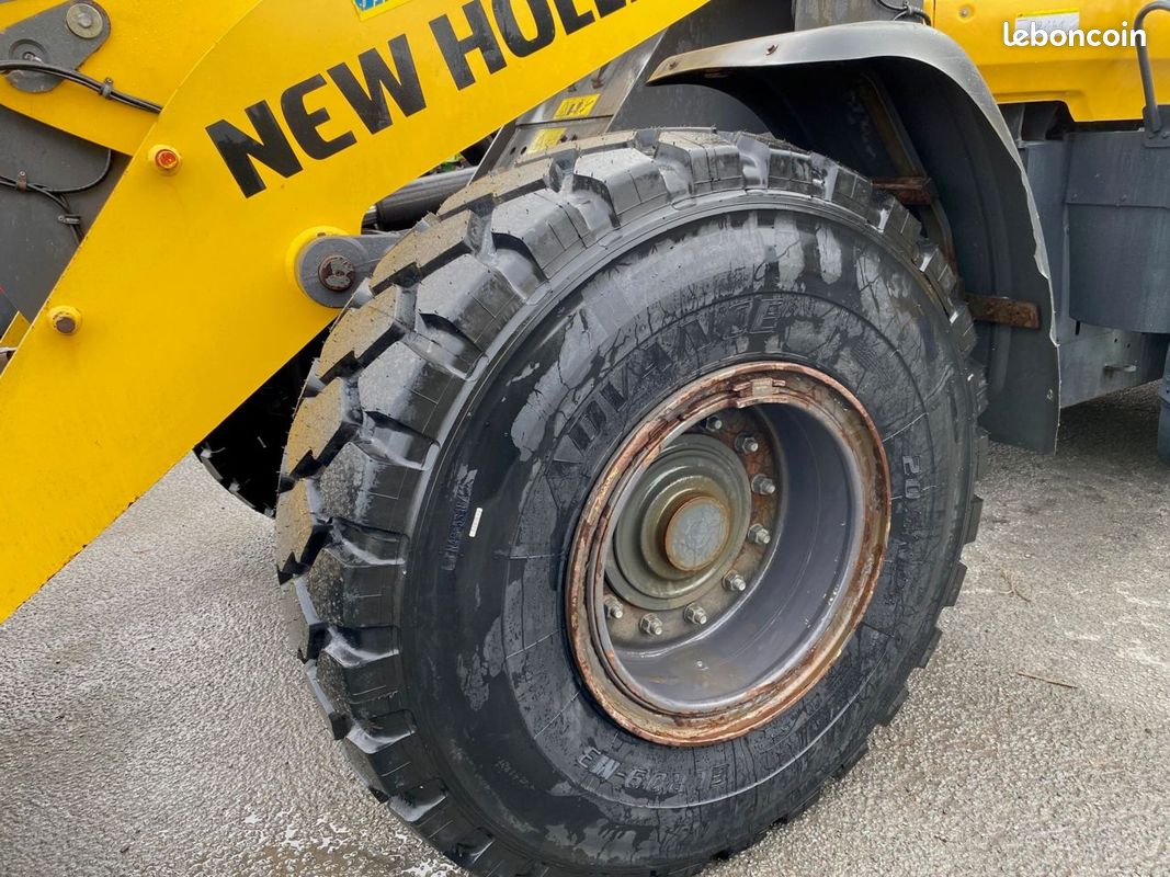 New Holland W170D (image 2)