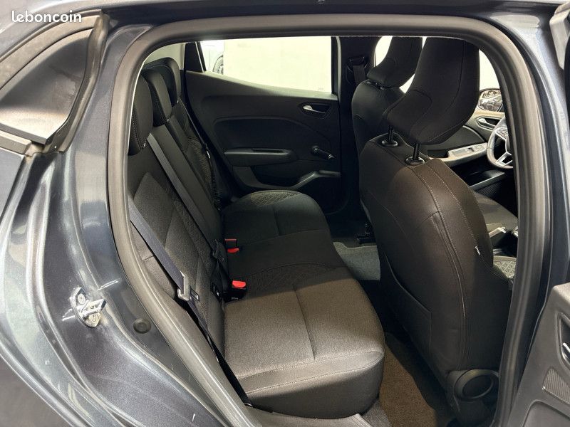 Renault CLIO V 1.6 E-TECH 140CH BUSINESS (image 7)