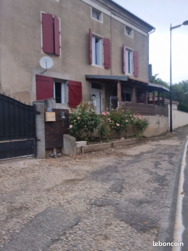 Maison 8 pièces 150 m² · à Clermont-Dessous · 150 m² · 110 000 €