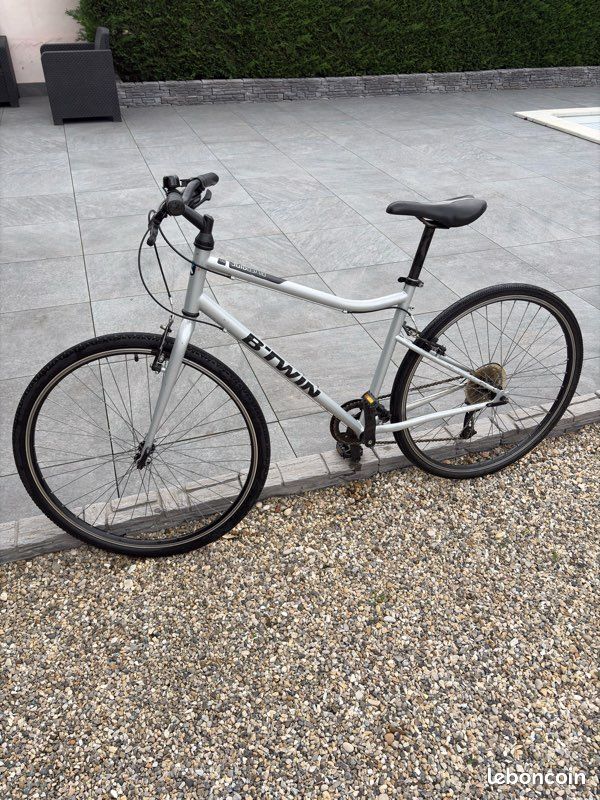 Vélo B'TWIN Riverside 120 adulte Vélos