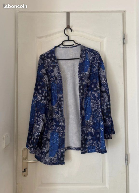 Veste Kimono Motif Bandana Bleu et Blanc (image 1)